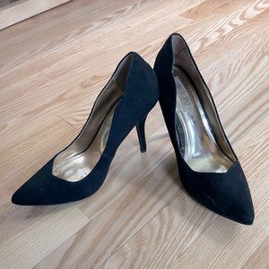 Black Jennifer Lopez Heels, 7.5